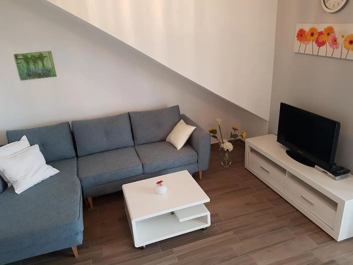 Villa Jeka, Malinska, Krk Apartment